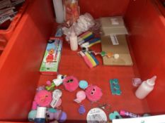 64 PIECE MIXED LOT INCLUDING PENCIL STES, KEYRINGS, MAKEUP ETC (LOC: 28.1-BB1666)