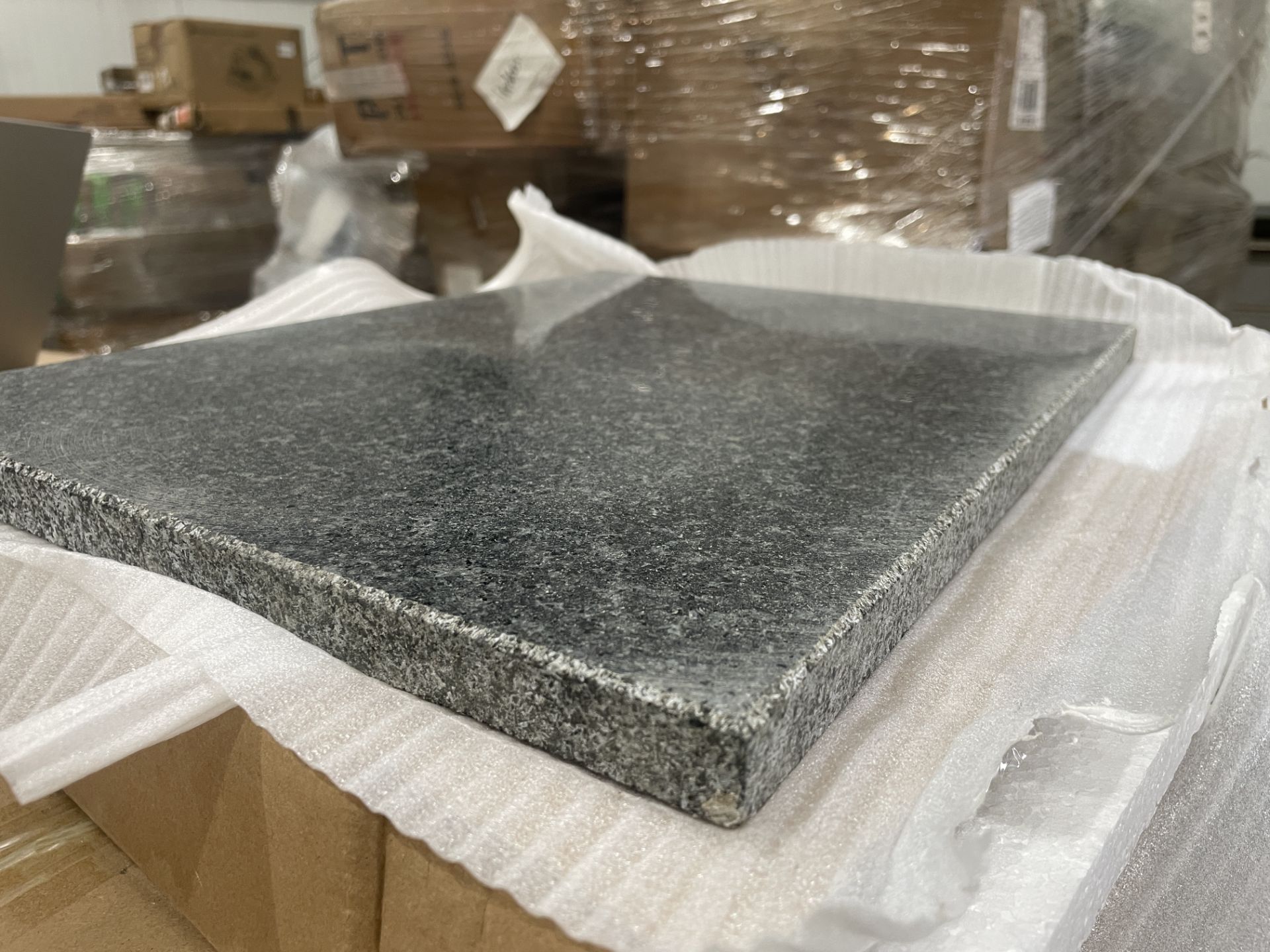 21 X BRAND NEW MAISON AND WHITE PREMIUM BLACK SPECKLED GRANITE CHOPPING BOARD KITCHEN 40 X 30CM - Image 2 of 4