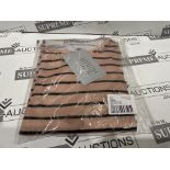 50 X BRAND NEW COLLECTIVE MIDI T SHIRT DRESS WITH SIDE SPLITS (SIZES MAY VARY) R3.3