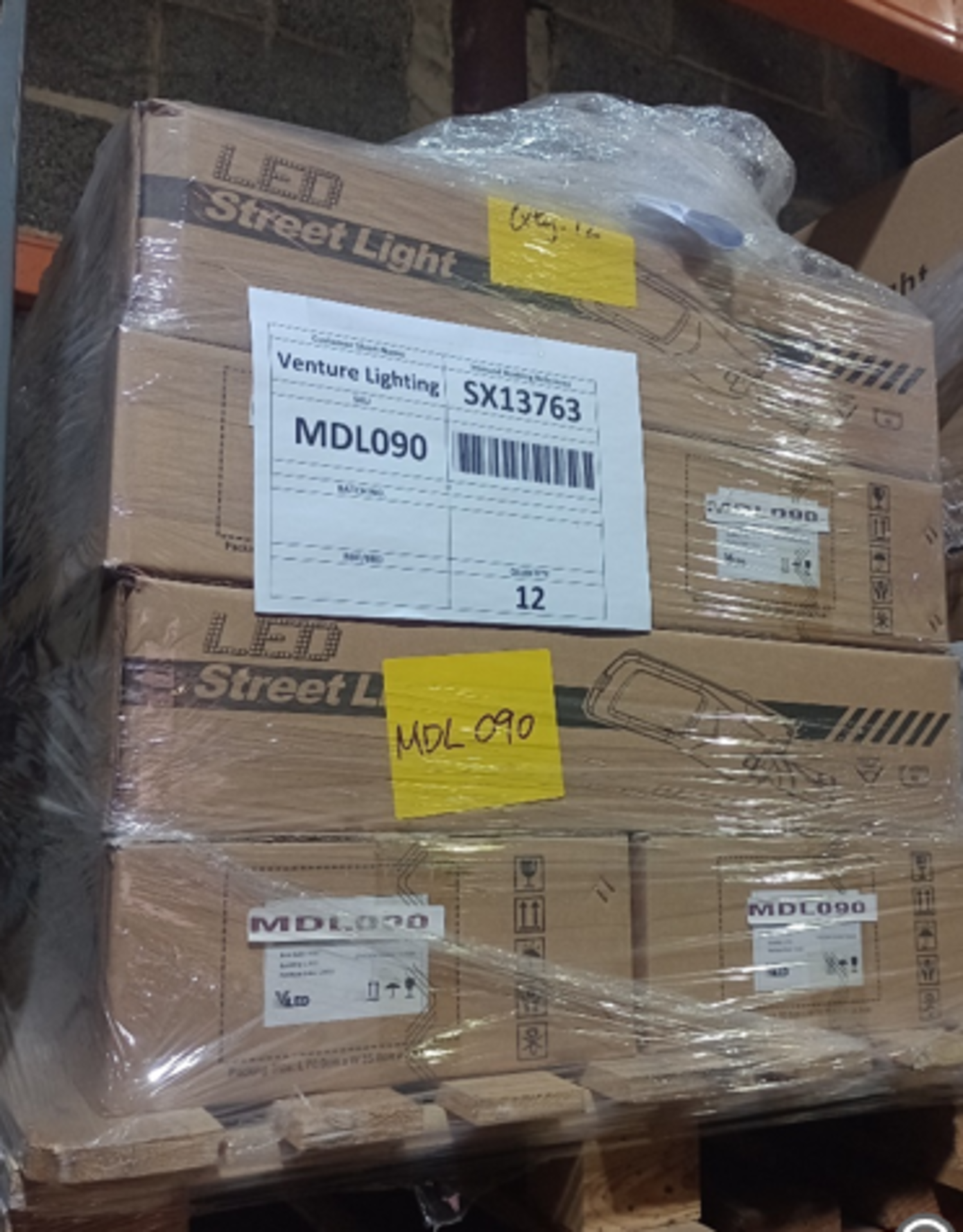 14 Pallets of Various Lighting Stock – Approx. 14,757 Items – RRP £52,284 – One Lot Sold as one - Image 4 of 21