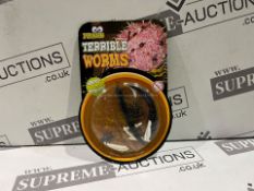 APPROX 700x BRAND NEW PRANK TERRIBLE WORMS SETS R14-8