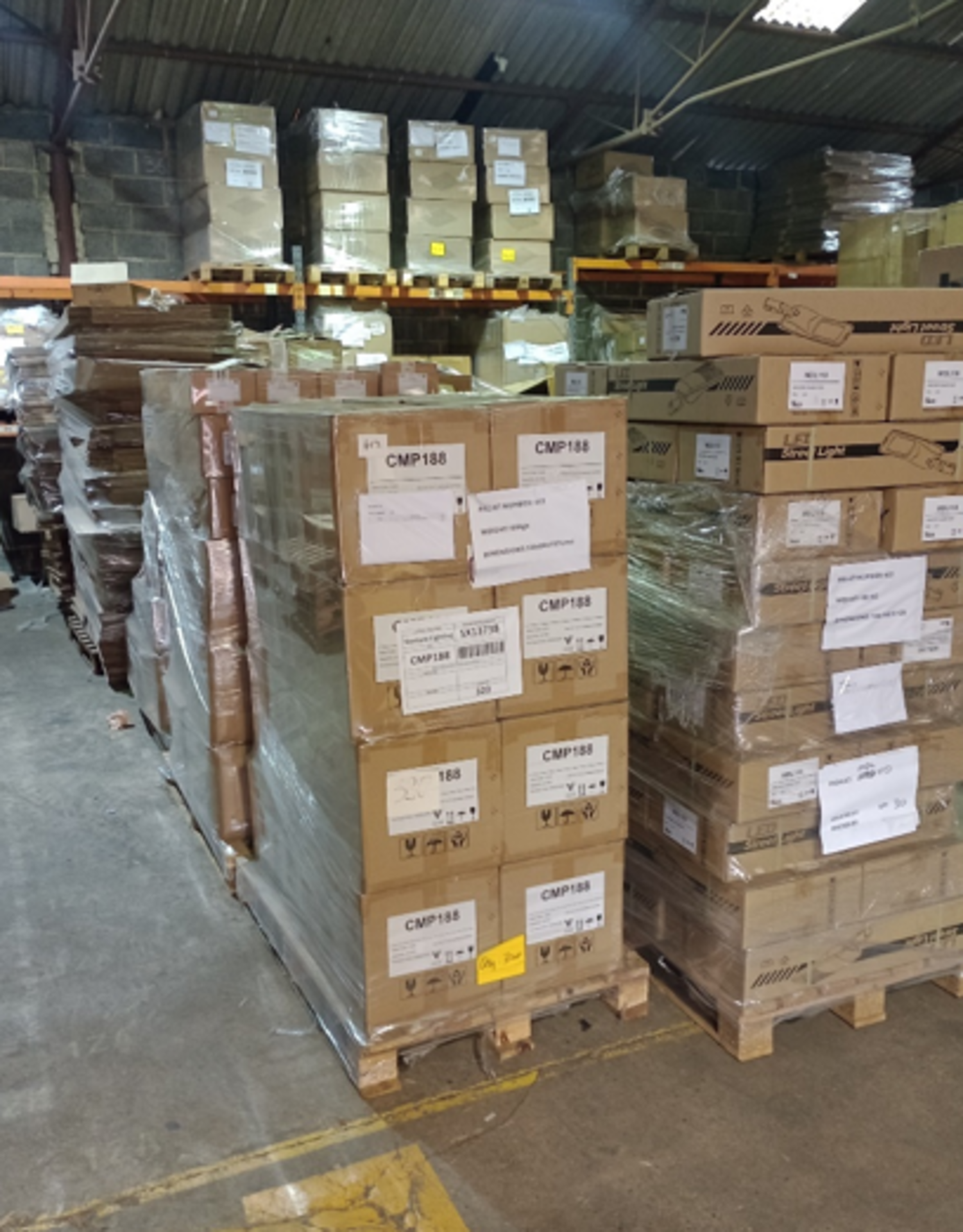 14 Pallets of Various Lighting Stock – Approx. 14,757 Items – RRP £ ...