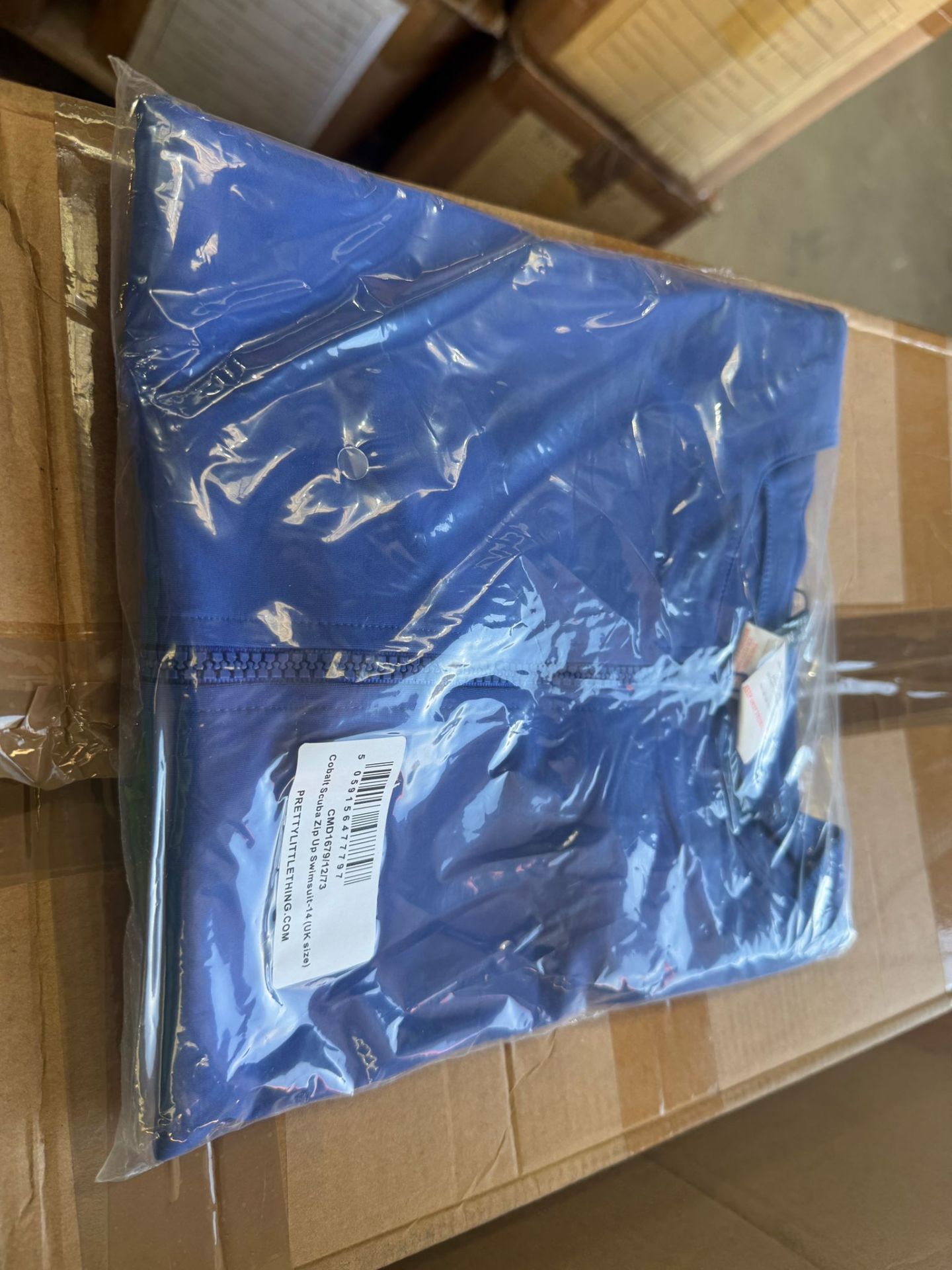 4,294 x PrettyLittleThing New Clothing (RRP £94,720.50) 4 pallets. Condition: New, individually - Image 26 of 27