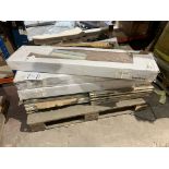 PALLET TO CONTAIN A QUANTITY OF FLOORING/TILES IN VARIOUS DESIGNS AND SIZES INSL