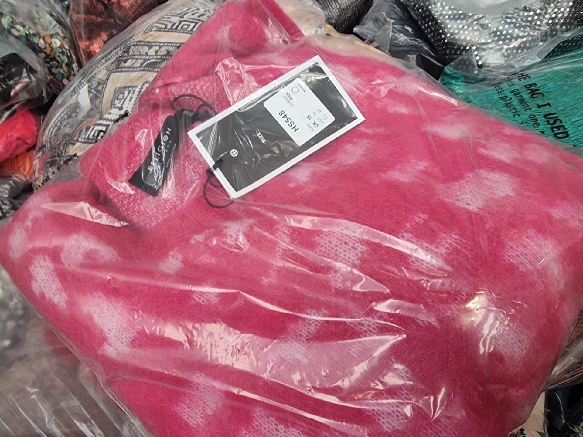 Trade Lot 100 x New & Packaged Mixed Items from A Major UK Retailer. May include: Jeans, Dresses, - Image 19 of 49