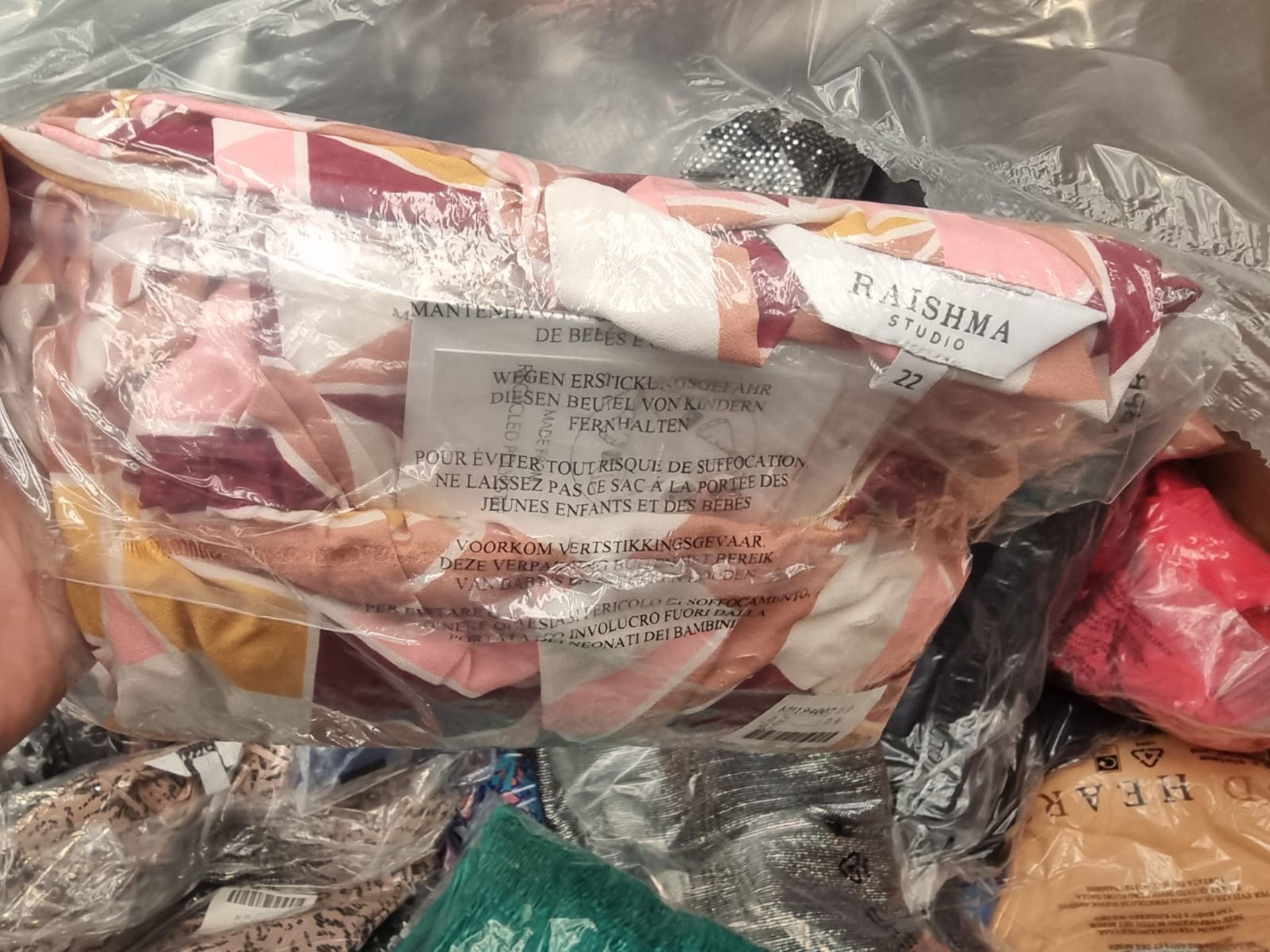 Trade Lot 100 x New & Packaged Mixed Items from A Major UK Retailer. May include: Jeans, Dresses, - Image 22 of 49