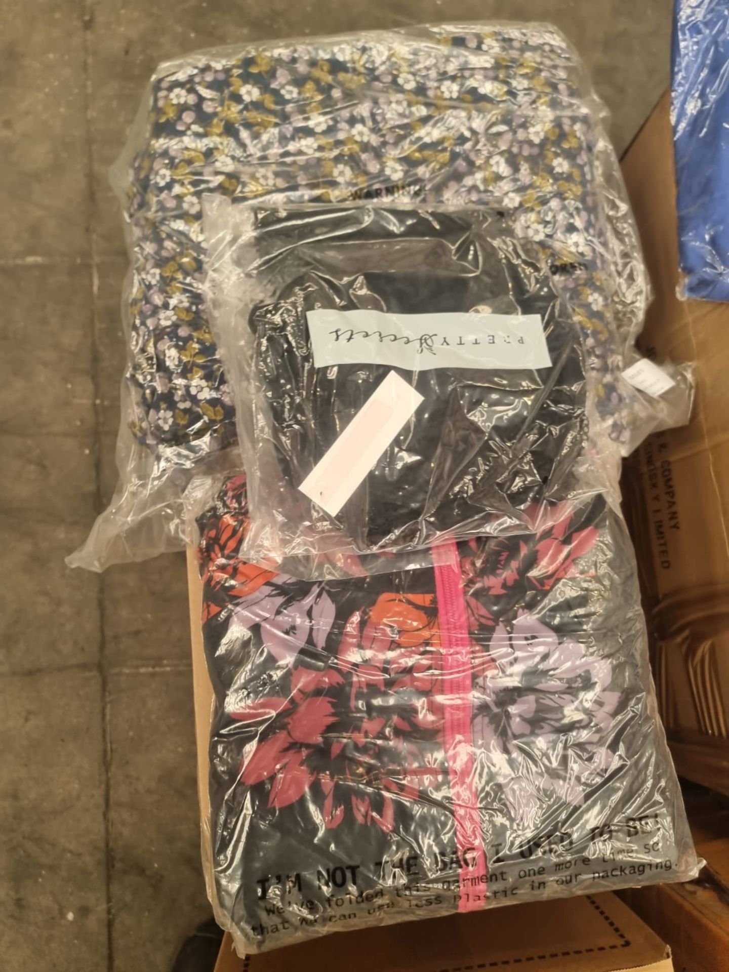 Trade Lot 100 x New & Packaged Mixed Items from A Major UK Retailer. May include: Jeans, Dresses, - Image 35 of 49