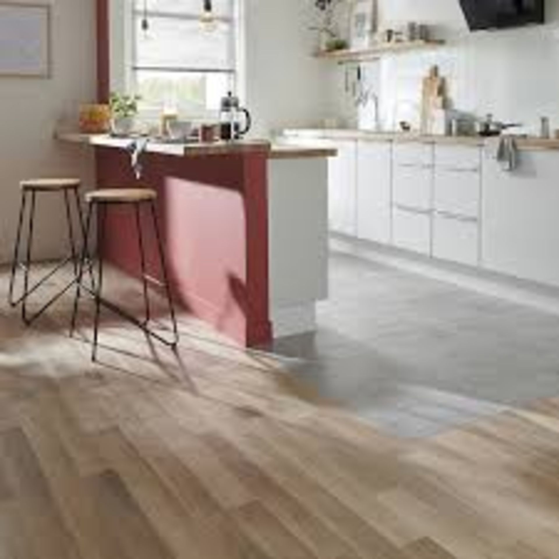 5 x Packs of Goldcoast Natural oak effect Laminate Flooring, 2.397m² per pack. Total Coverage 11.