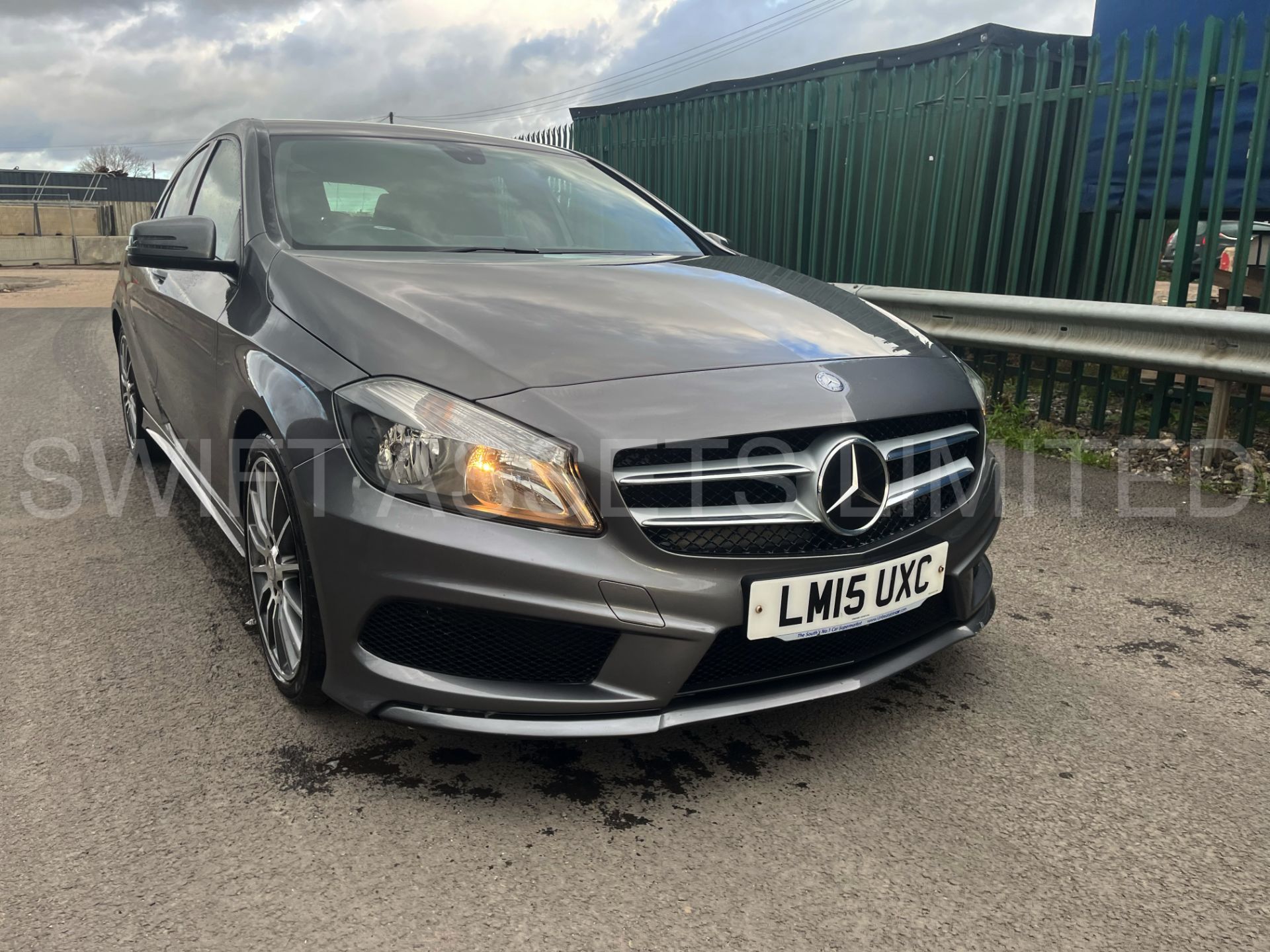 MERCEDES-BENZ A180 CDI BLUEEFFICIENCY *AMG-SPORT EDITION* 15 REG - AIR CON - AUTO S/S! - Image 2 of 15