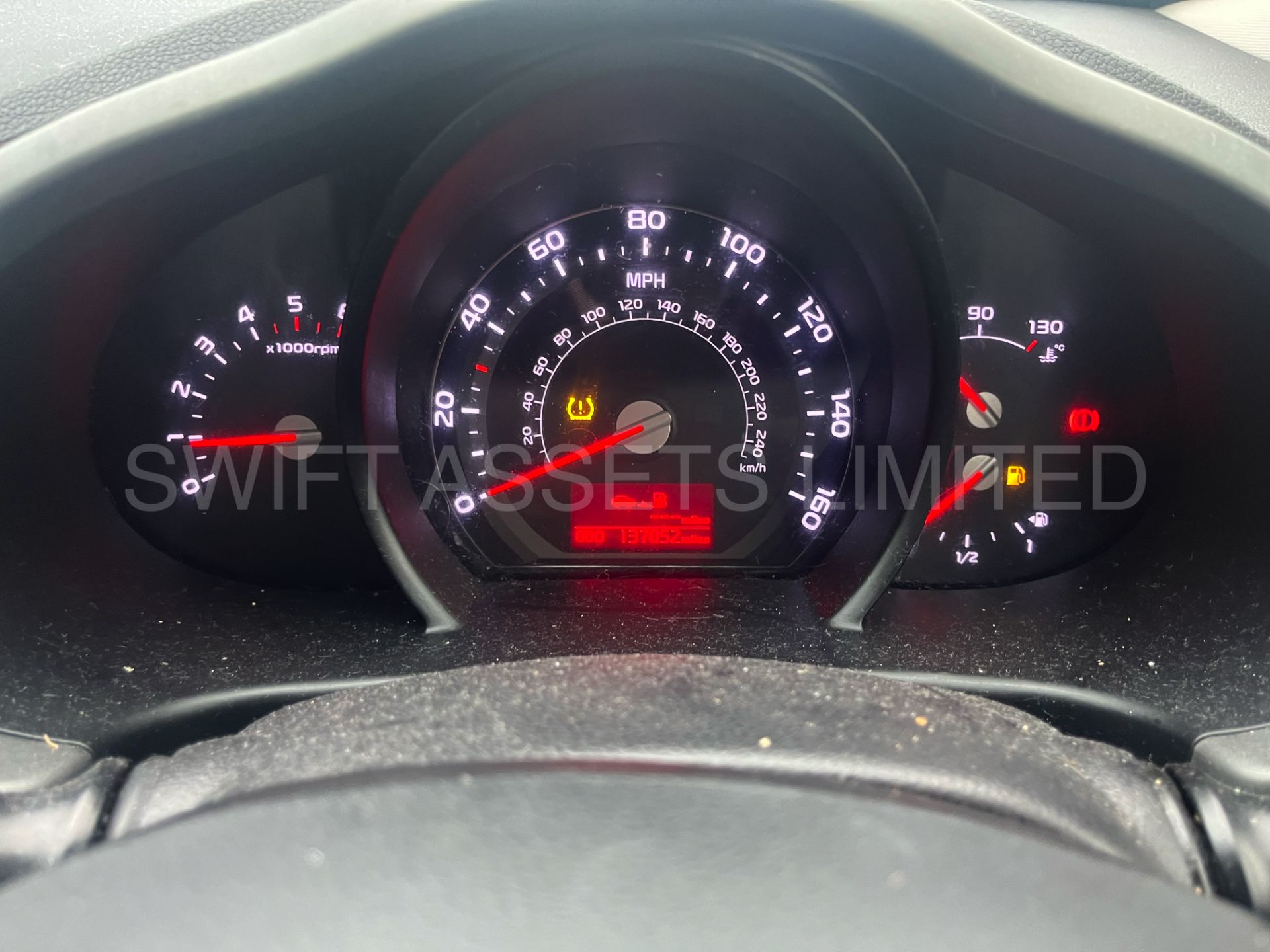 !!! ON SALE !!!KIA SPORTAGE 2 1.7 CRDI SUV - 2015 MODEL - AIR CONDITIONING - PANORAMIC ROOF - - WOW! - Image 12 of 13