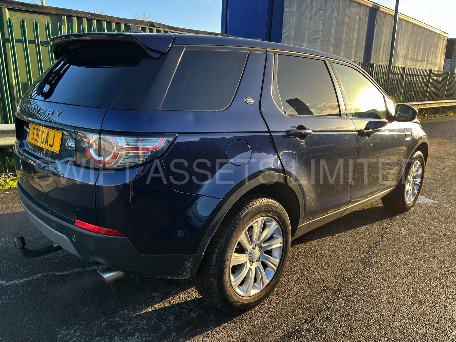 LAND ROVER DISCOVERY SPORT TD4 *SE TECH* AUTO - 7 SEATER - 2016 MODEL - AIR CON - SAT NAV - EURO 6 - Image 8 of 14