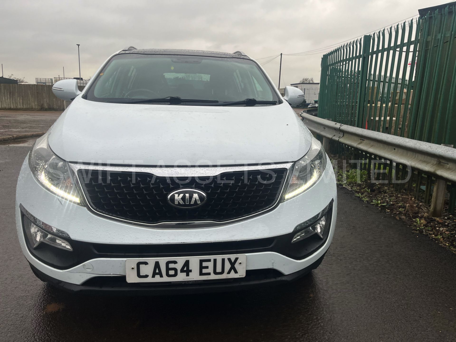 !!! ON SALE !!!KIA SPORTAGE 2 1.7 CRDI SUV - 2015 MODEL - AIR CONDITIONING - PANORAMIC ROOF - - WOW! - Image 2 of 13