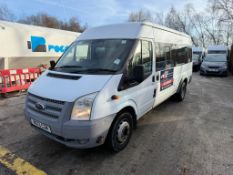 Ford Transit LWB EL Medium Roof RWD TDCi 135ps 17 Seat Minibus (2013)