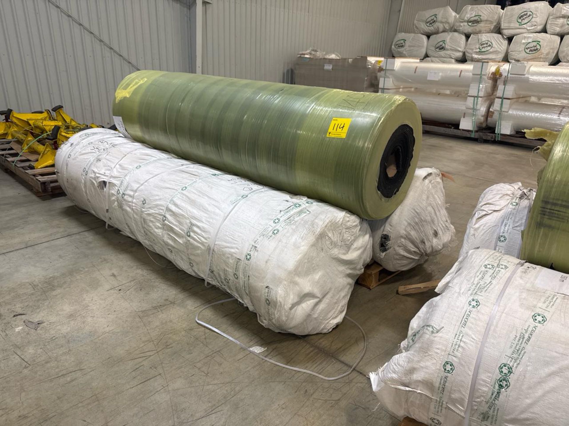 (4 rolls) misc. fleece 250 m / roll (Part Number: 140453) [Loc. Cambridge]