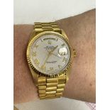 18ct GOLD ROLEX DAY DATE WITH WHITE NUMERAL DIAL WATCH