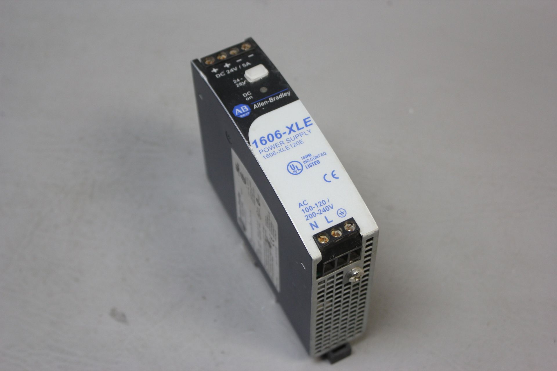 ALLEN BRADLEY AUTOMATION POWER SUPPLY