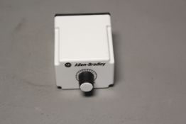 ALLEN BRADLEY TIME DELAY RELAY
