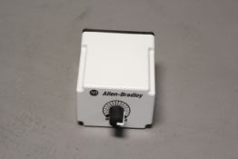 ALLEN BRADLEY TIME DELAY RELAY