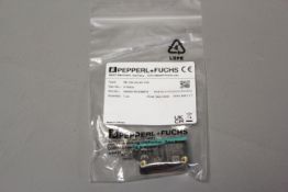 NEW PEPPERL FUCHS RETROREFLECTIVE SENSOR