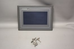 MCGS COLOR HMI OPERATOR PANEL