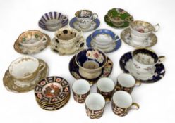 A quantity of 19th and 20th century cups and saucers