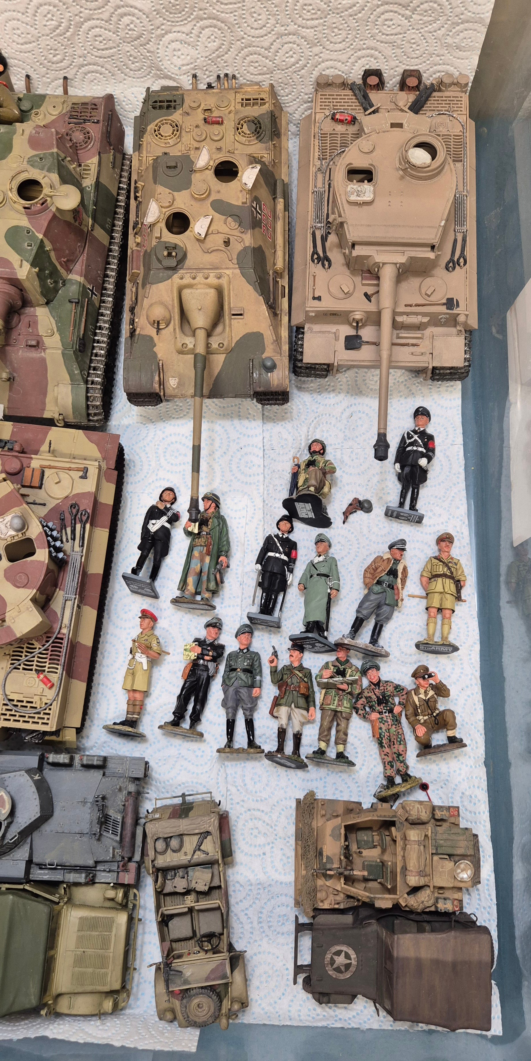 Tank Figure A Collection of Military Tank Models and Lead military figures. Tanks ...