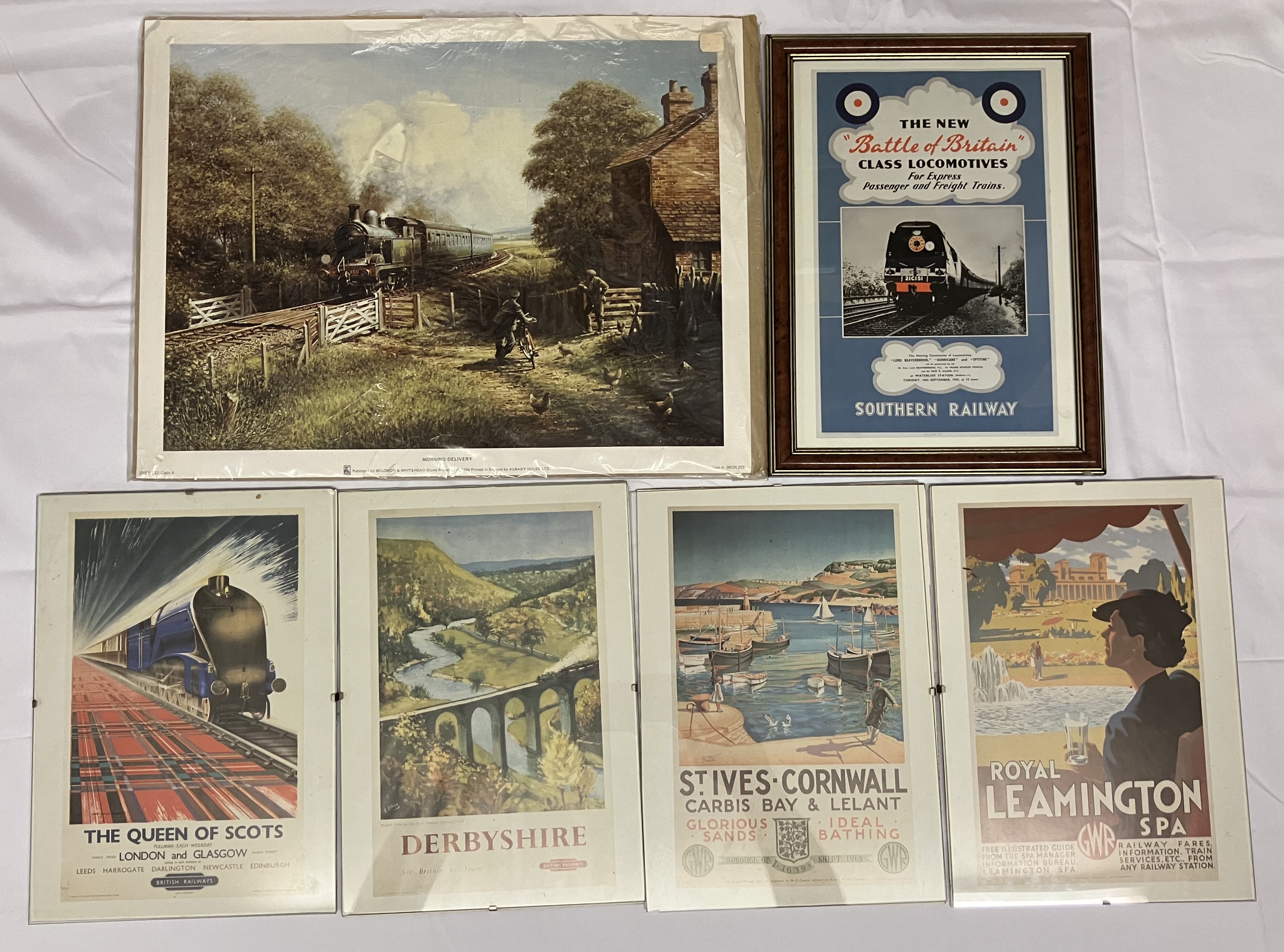 5x reproduction A4-size posters, one in a wooden frame and 4 in clip frames. Also a print of the - Image 2 of 2