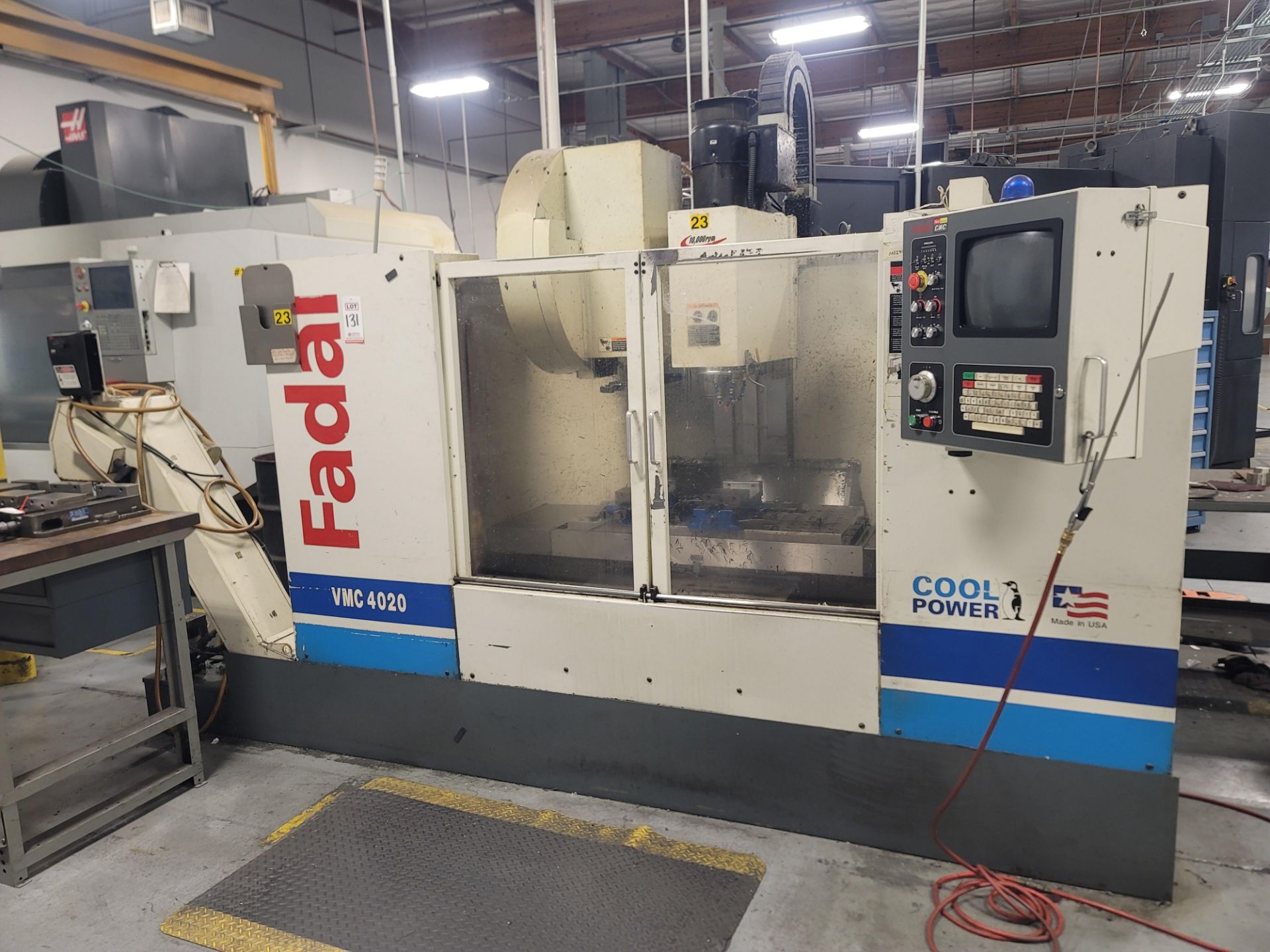 2002 FADAL VMC4020 HT CNC VERTICAL MACHINING CENTER, XYZ TRAVELS: 40" X 20" X 20", 48" X 20" - Image 2 of 12