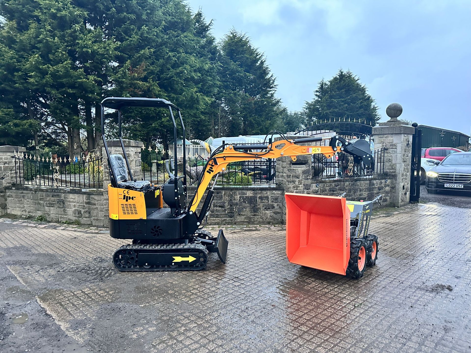 NEW/UNUSED 2024 JPC HT12 MINI EXCAVATOR WITH KONSTANT MINI DUMPER BUNDLE! - Image 3 of 14