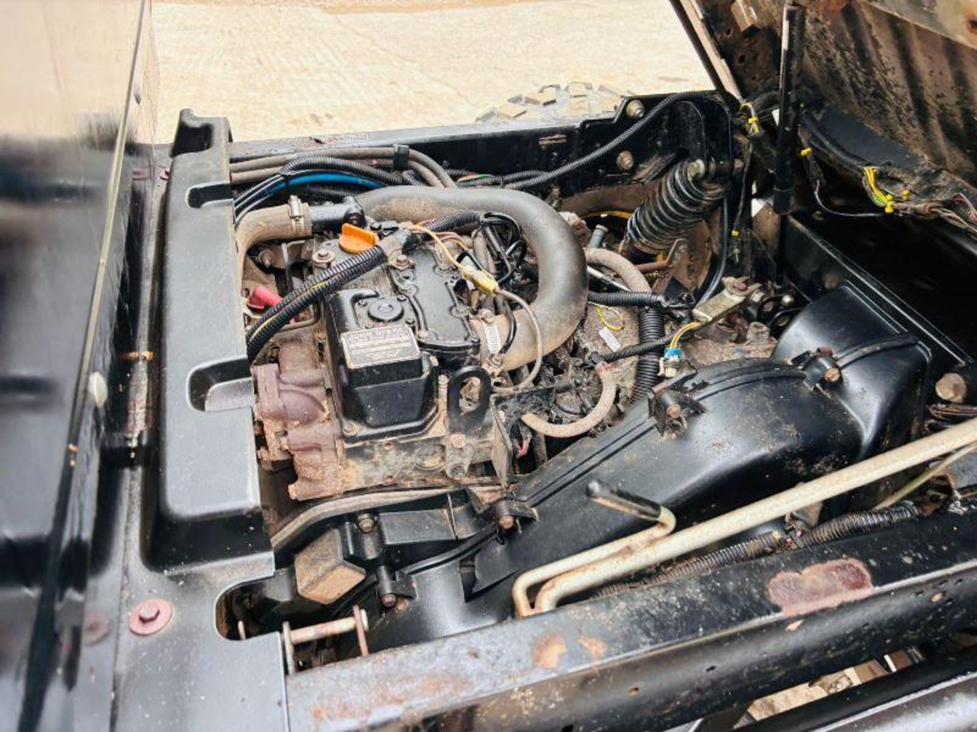 JOHN DEERE 855D 4WD UTV *YEAR 2013* C/W POWER STEERING - Image 13 of 13