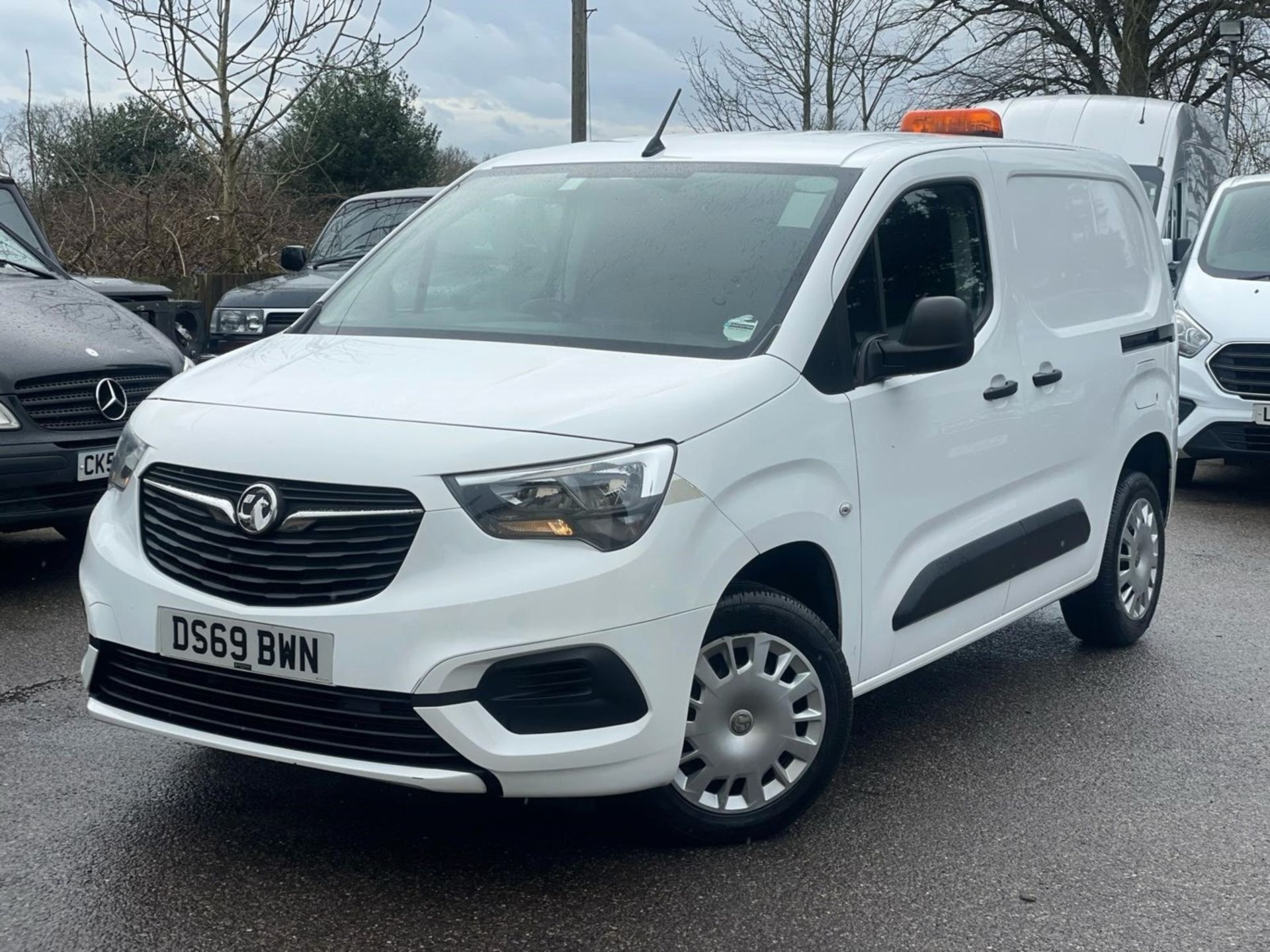 2019 VAUXHALL COMBO 2300 SPORTIVE S/S PANEL VAN- 78K MILES