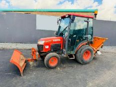 KUBOTA B2530 TRACTOR*C/W SNOW PLOW AND SALT SPREADER* 334 HOURS*