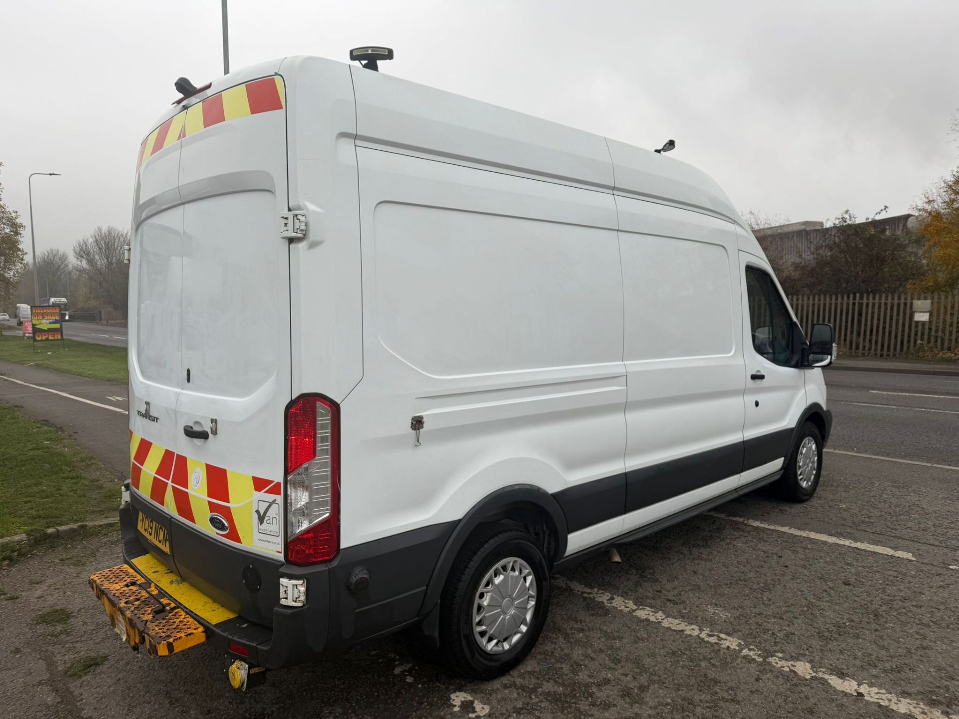 2019 19 FORD TRANSIT 350 COMPRESSOR GENERATORS PANEL VAN - 128K MILES - 1 KEY - Image 5 of 12