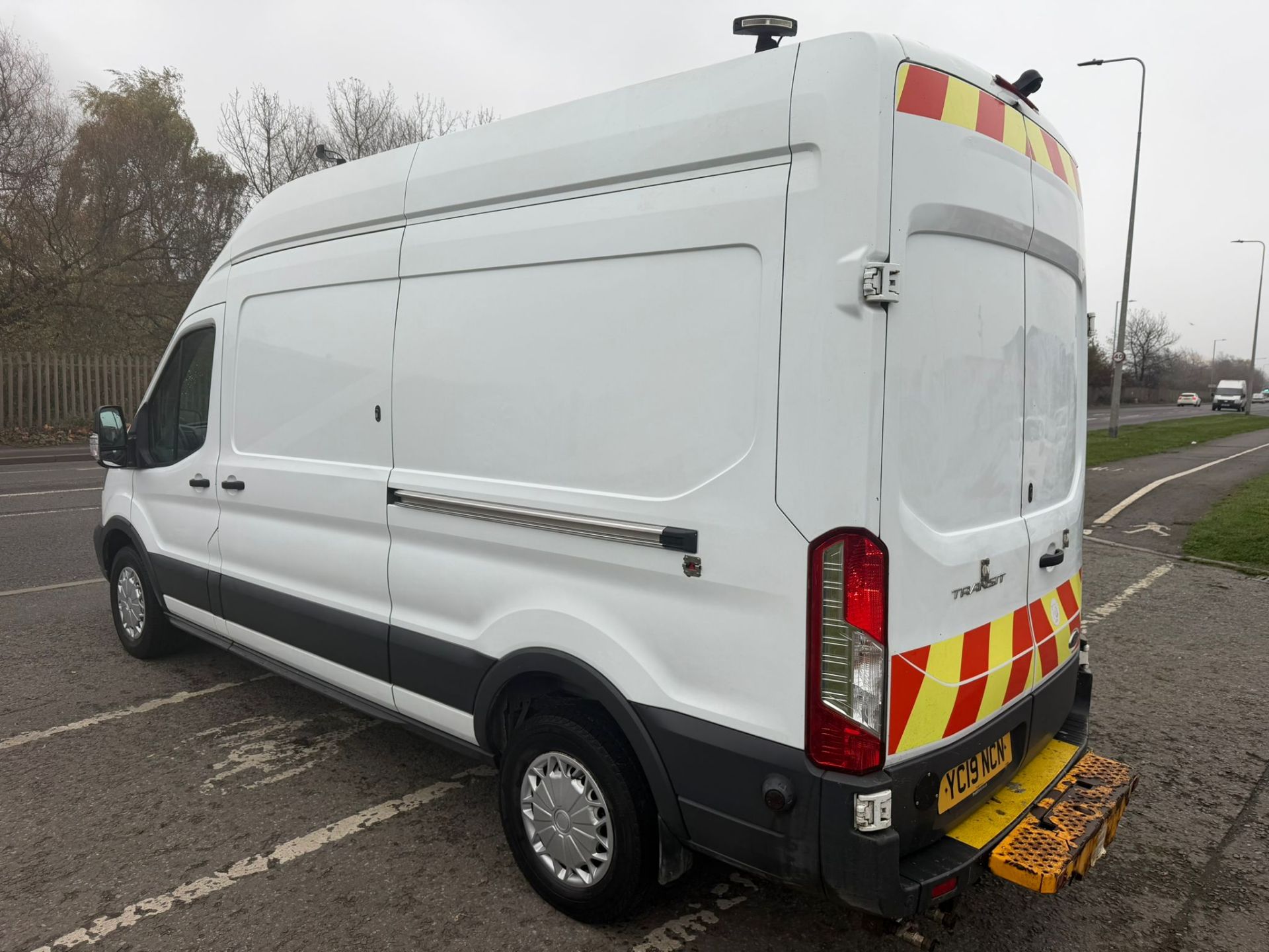 2019 19 FORD TRANSIT 350 COMPRESSOR GENERATORS PANEL VAN - 128K MILES - 1 KEY - Image 7 of 12