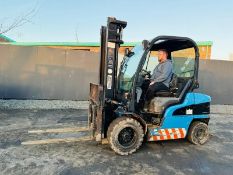 CATERPILLAR DP30N FORKLIFT*C/W PALLET TINES* 6815 HOURS*