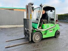 DRAGO 250 3 STAGE MAST FORKLIFT*C/W SIDESHIFT* YEAR 2000*