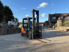 2012 DOOSAN D30S-5 3 TON DIESEL FORKLIFT - RUNS AND DRIVES - 10K HOURS