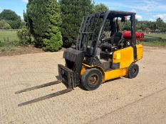 JCB TLT25G GAS TELETRUCK - 9296 HOURS