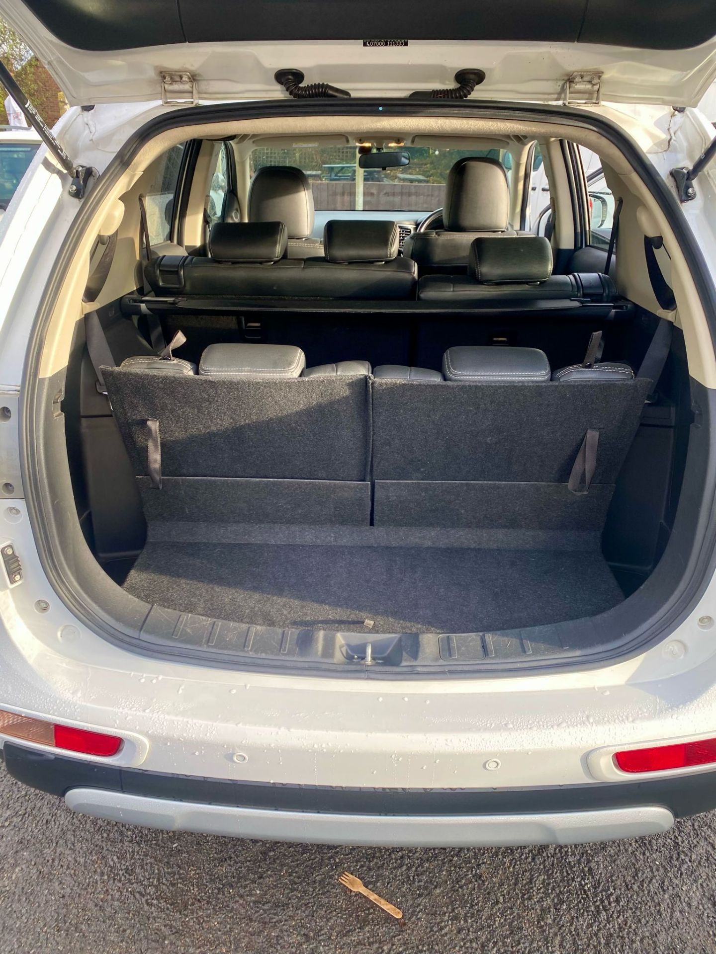 2015 MITSUBISHI OUTLANDER GX3 DI-D AUTO SUV BRILLIANT WHITE *AROUND 76K MILES* FULL LEATHER* - Image 18 of 19