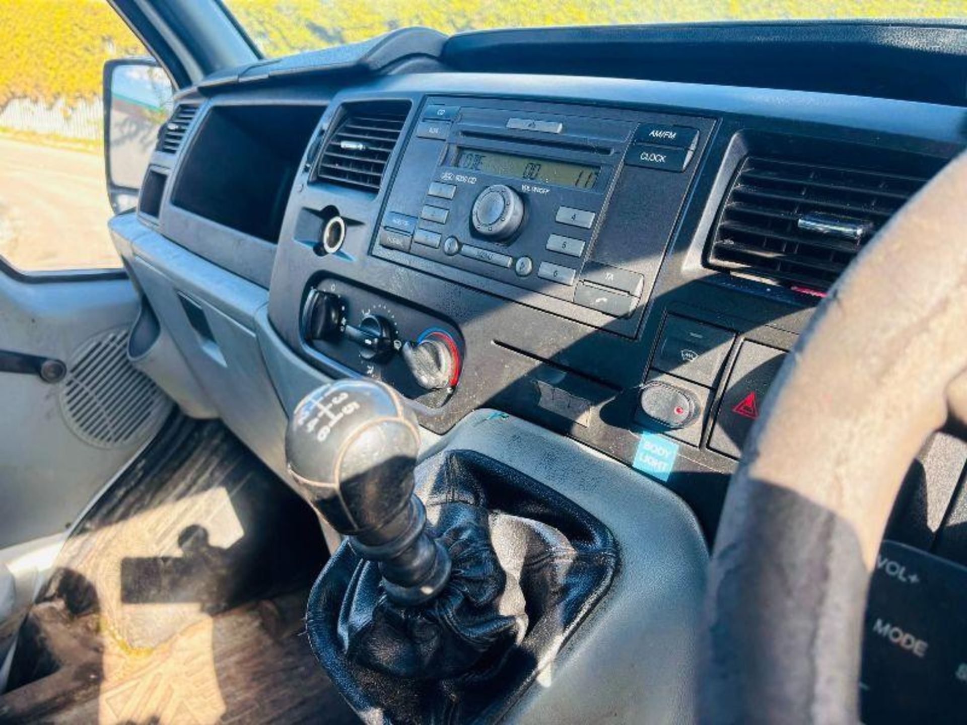 2012 FORD TRANSIT 100 T350 RWD CHASSIS CAB - 187K MILES - TIPPING BODY - Image 10 of 17