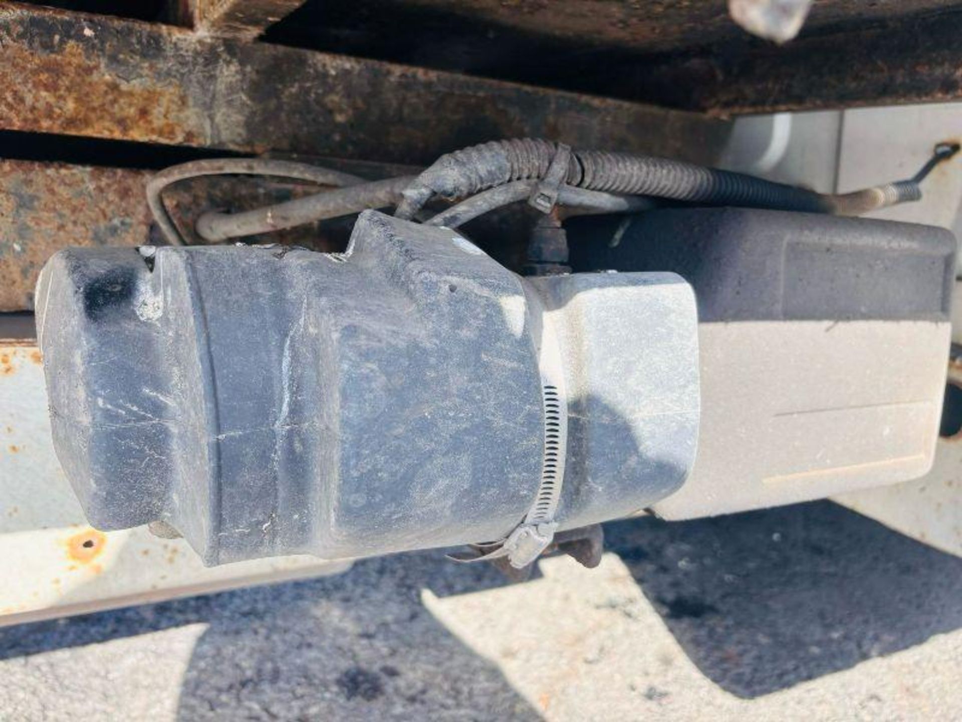 2012 FORD TRANSIT 100 T350 RWD CHASSIS CAB - 187K MILES - TIPPING BODY - Image 15 of 17