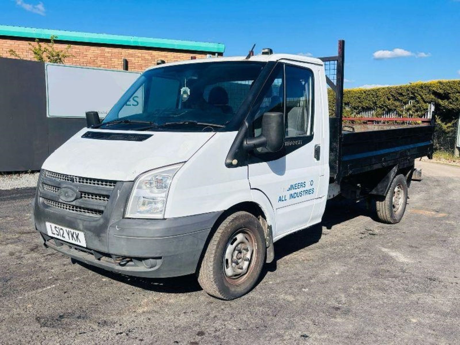 2012 FORD TRANSIT 100 T350 RWD CHASSIS CAB - 187K MILES - TIPPING BODY