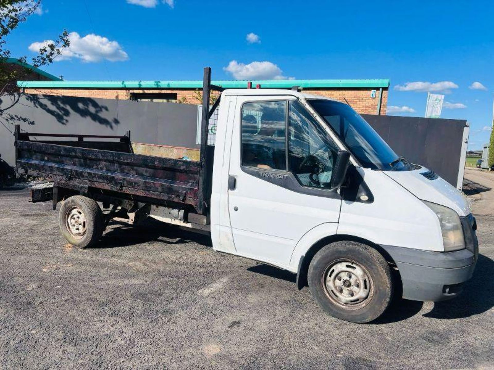 2012 FORD TRANSIT 100 T350 RWD CHASSIS CAB - 187K MILES - TIPPING BODY - Image 7 of 17