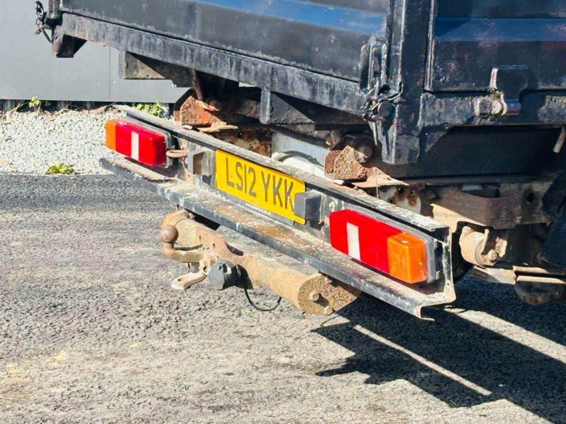 2012 FORD TRANSIT 100 T350 RWD CHASSIS CAB - 187K MILES - TIPPING BODY - Image 5 of 17