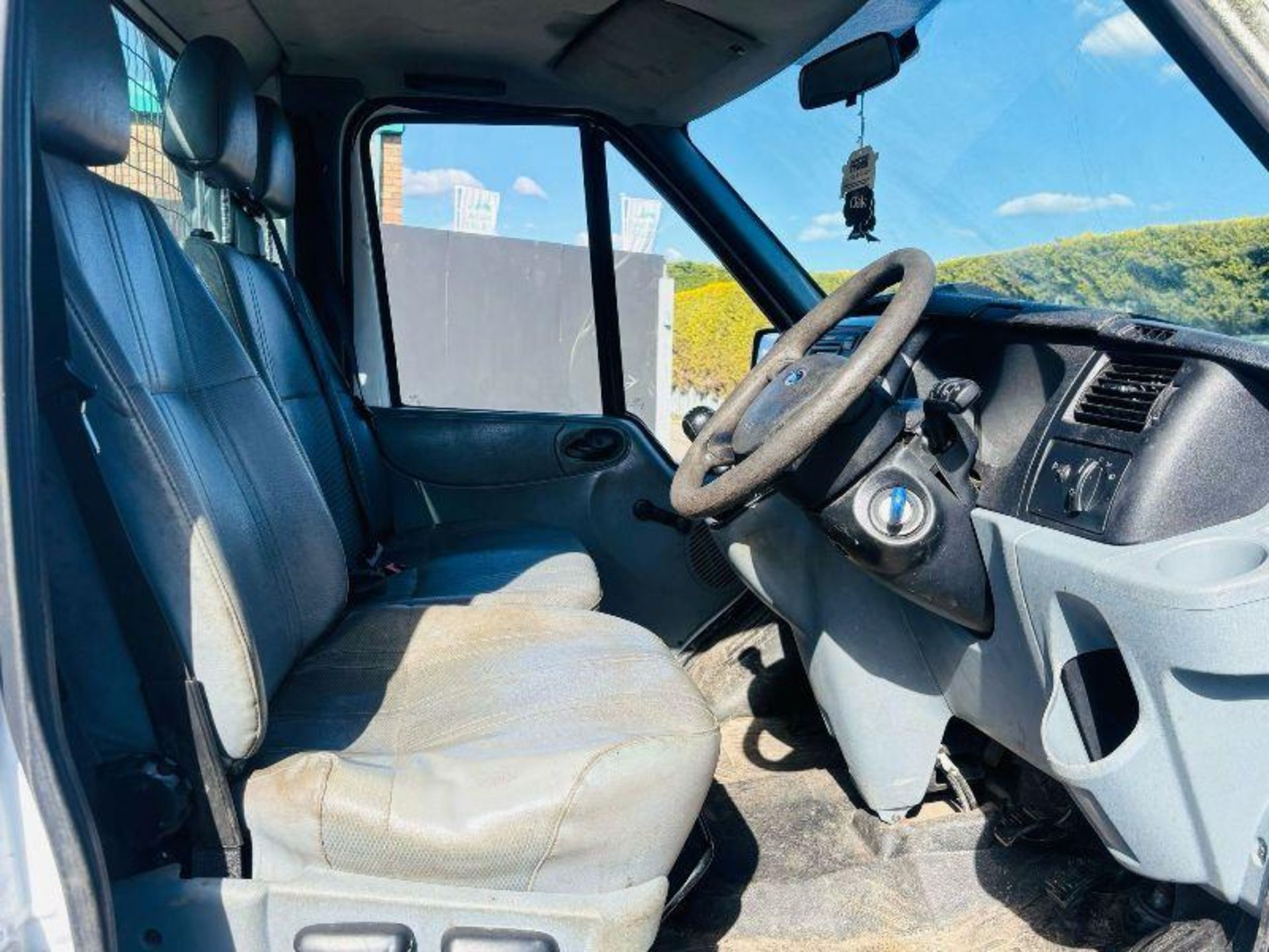 2012 FORD TRANSIT 100 T350 RWD CHASSIS CAB - 187K MILES - TIPPING BODY - Image 9 of 17