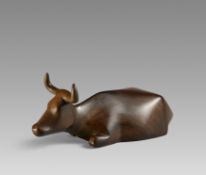 Ewald Mataré: Liegende Kuh mit erhobenem Kopf