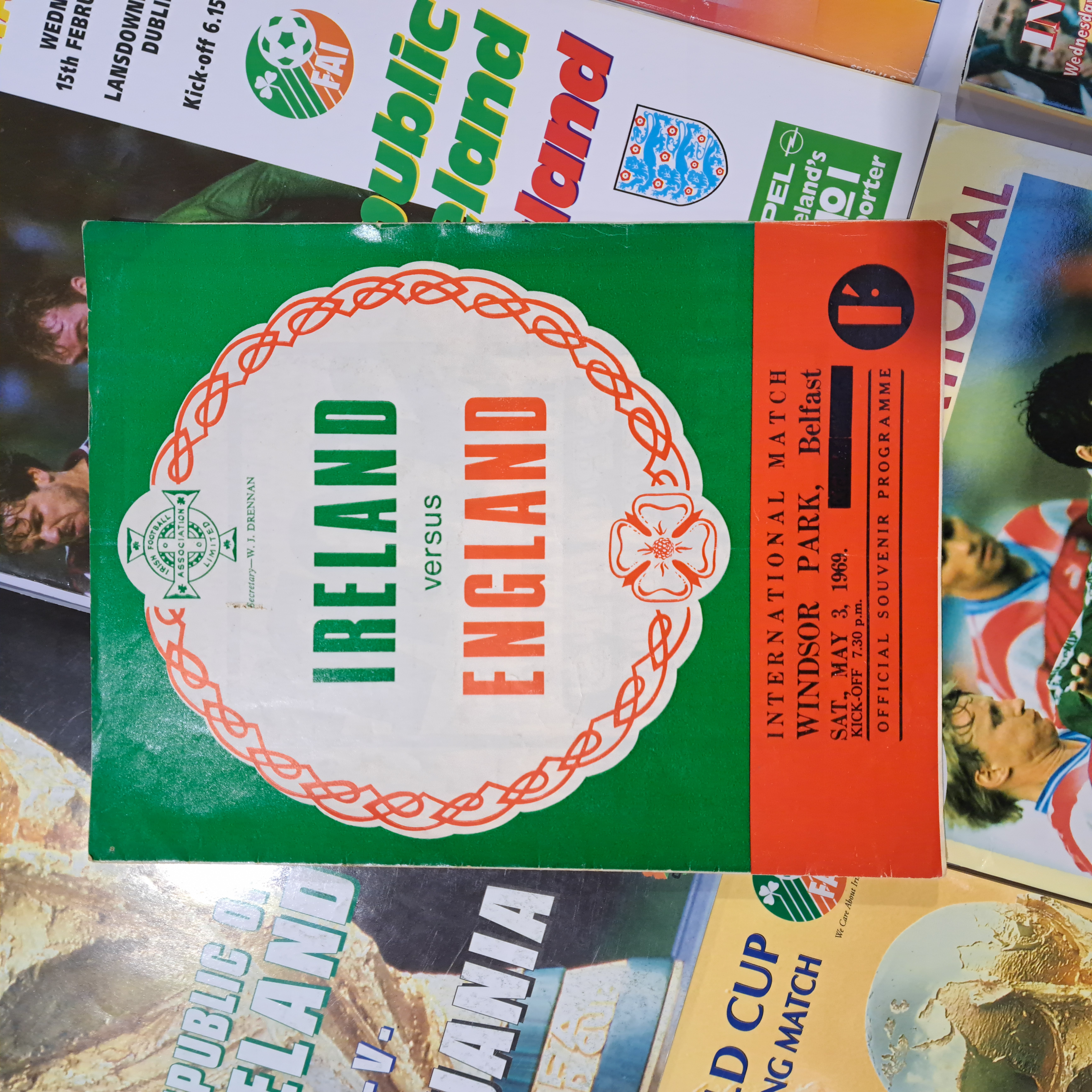 Football Programmes, a group of mainly 1950’s/1960’s - Image 2 of 5