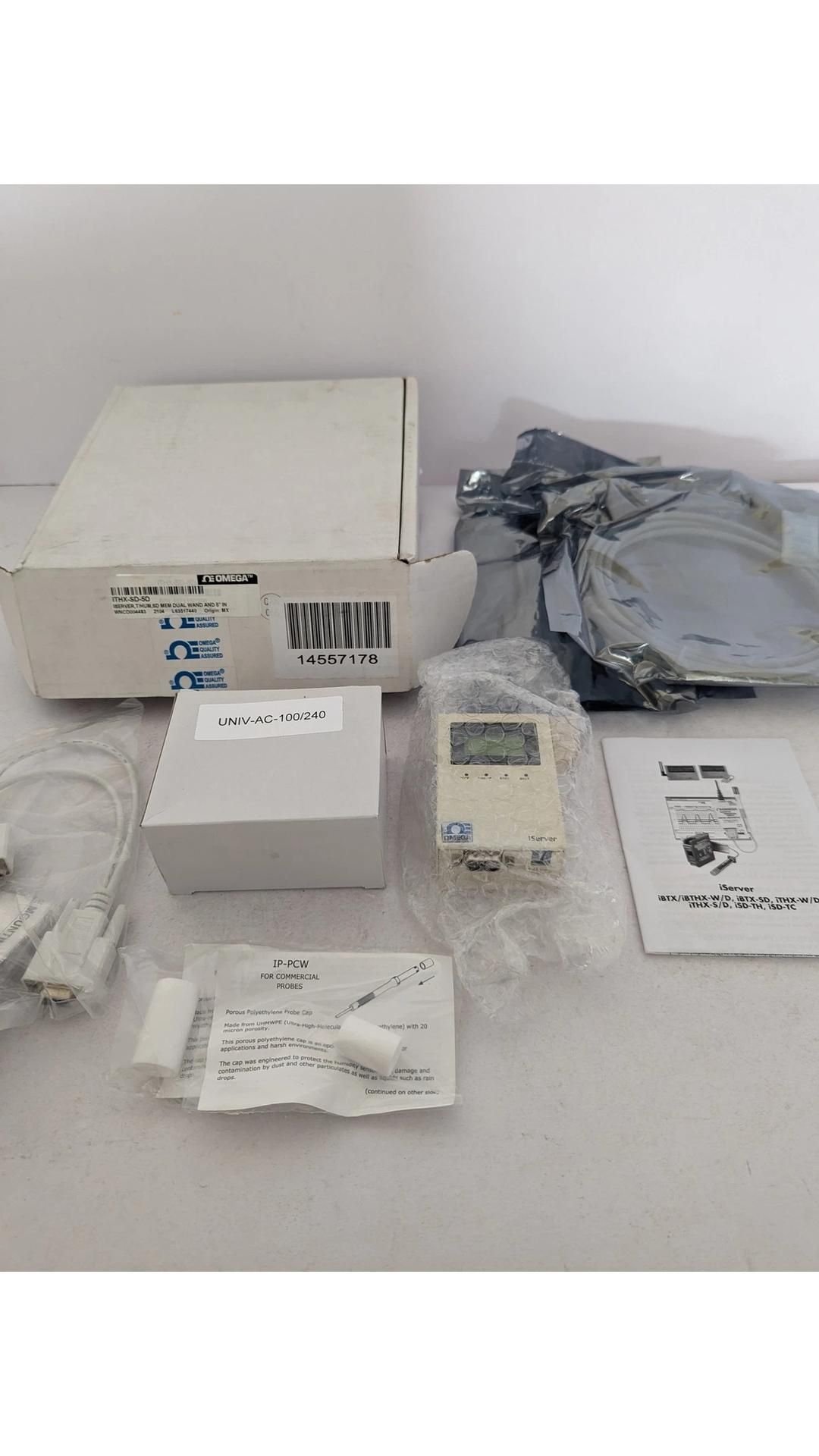 OMEGA Temperature and Humidity Data Logger