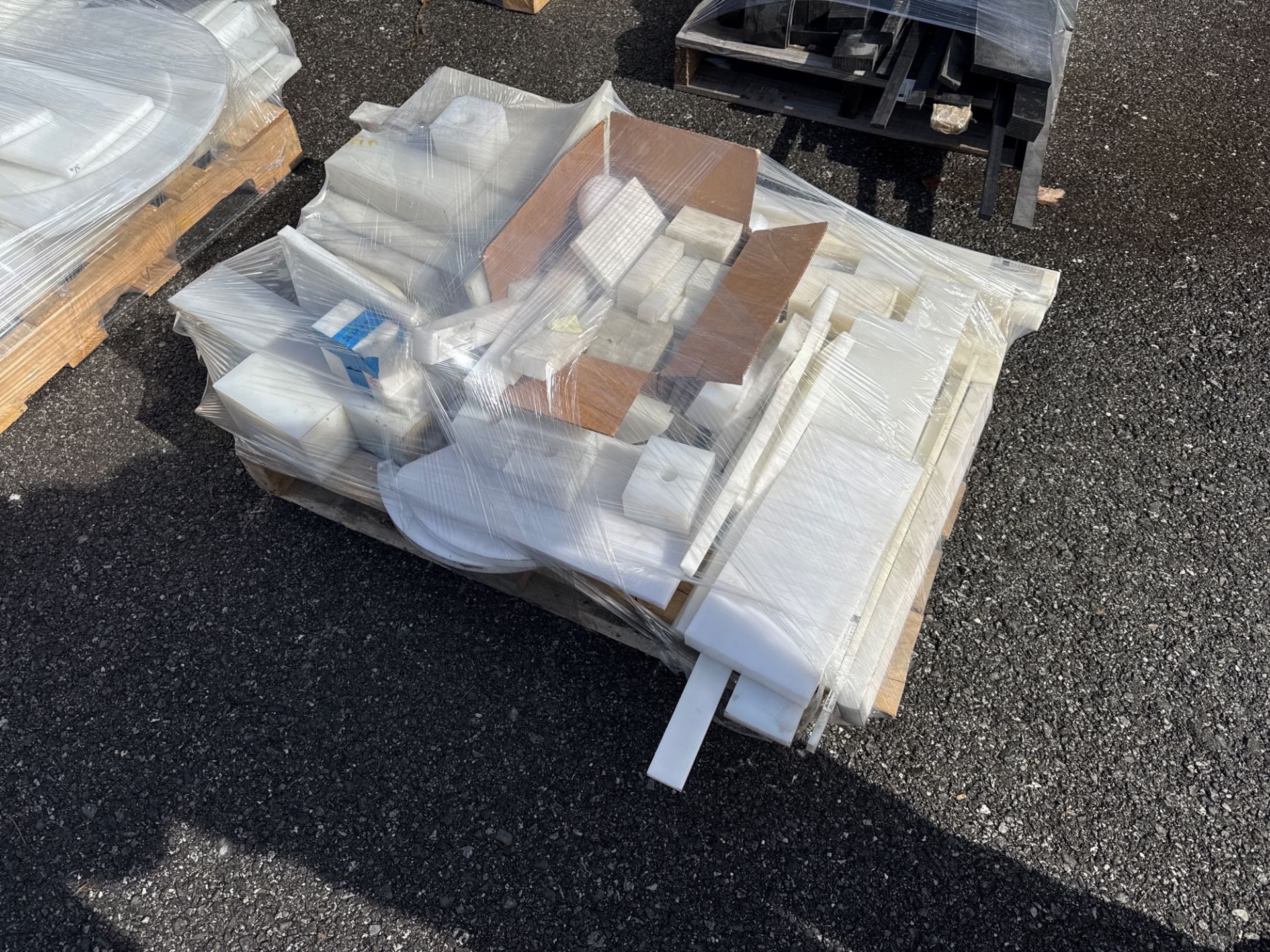 Pallet of Delrin plastic - Image 2 of 3