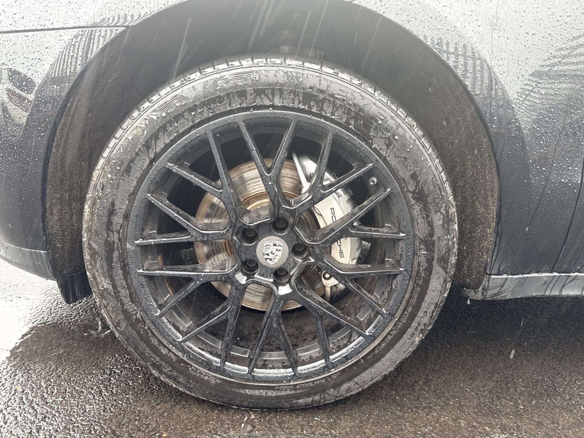 2017 Model Porsche Macan Pdk V6 S 3.0 - Auto - *Red Leather Interior* - Apple Car Play - Sun Roof - Image 14 of 25